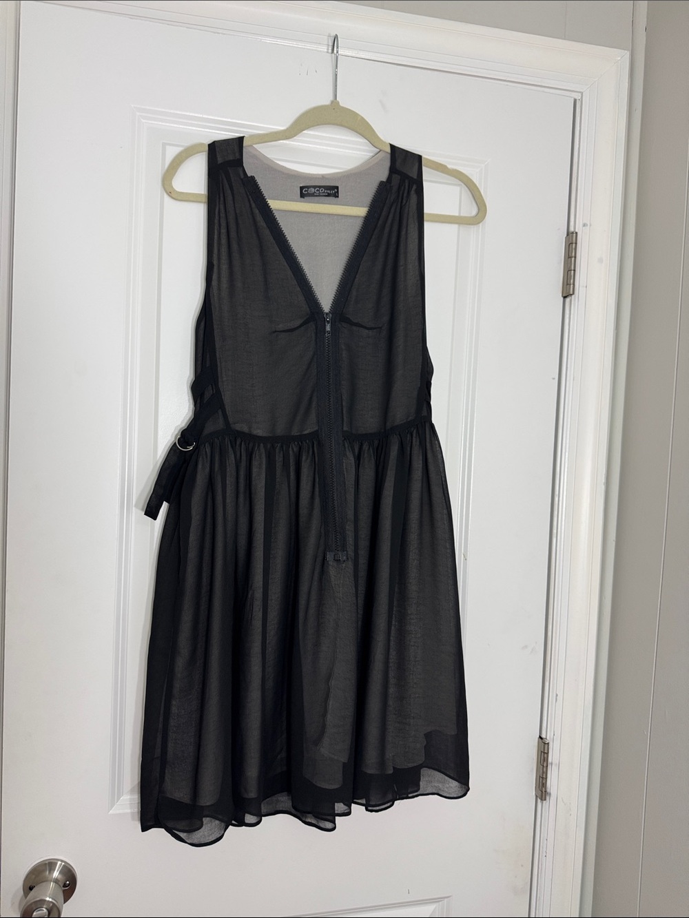 Coco Rylly high fashion Black Sheer V-Neck Sleeveless Dress